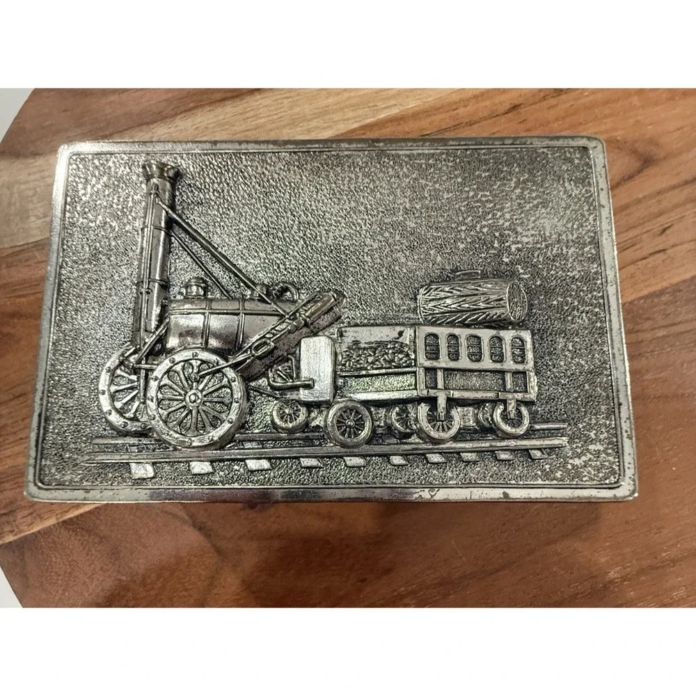 Unbranded Vtg Embossed Steam Engine Trinket/Jewelry Box Hinged & Footed 4